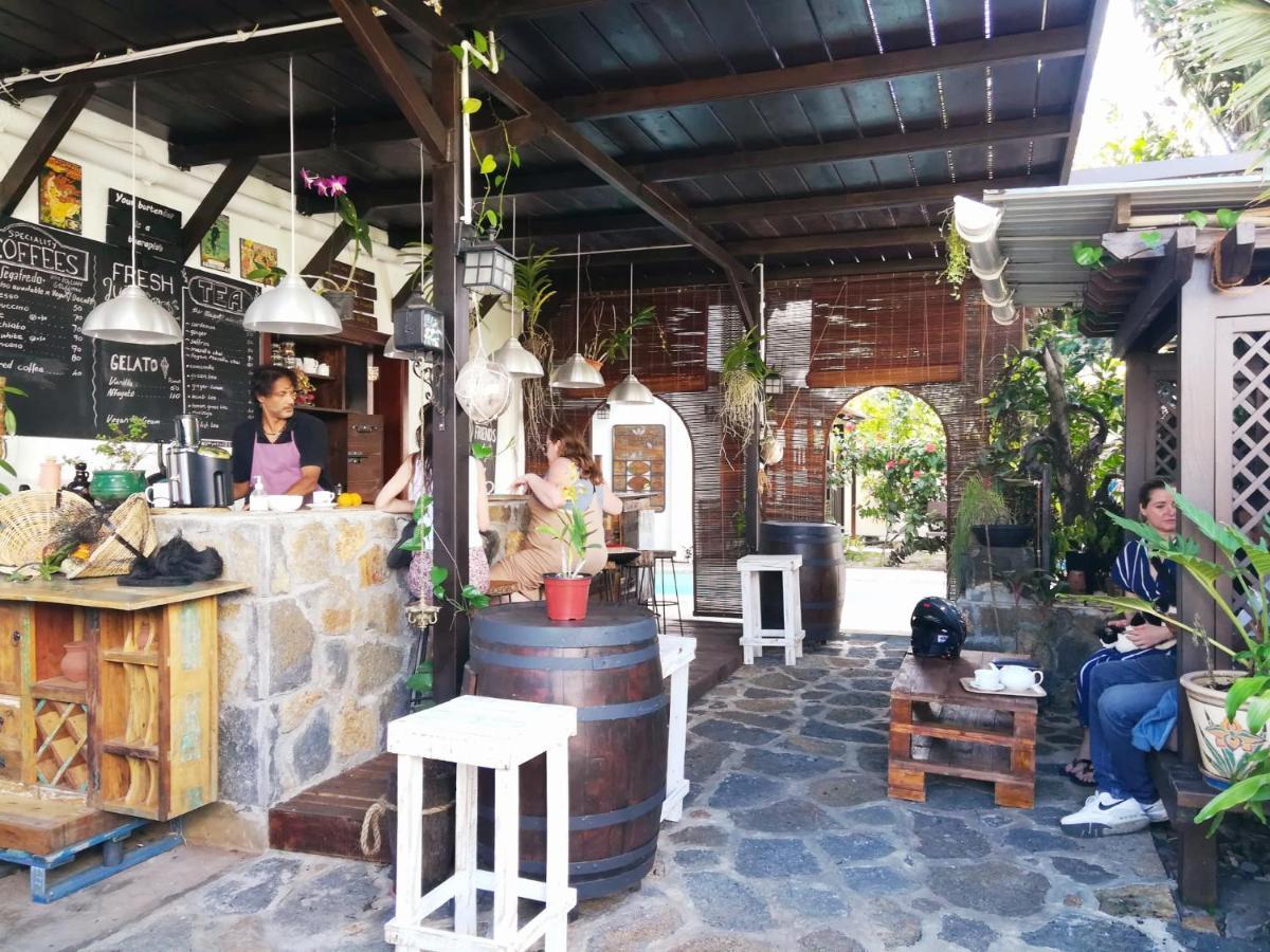 Sannyasa Wellness And Spa Trou aux Biches Exterior foto